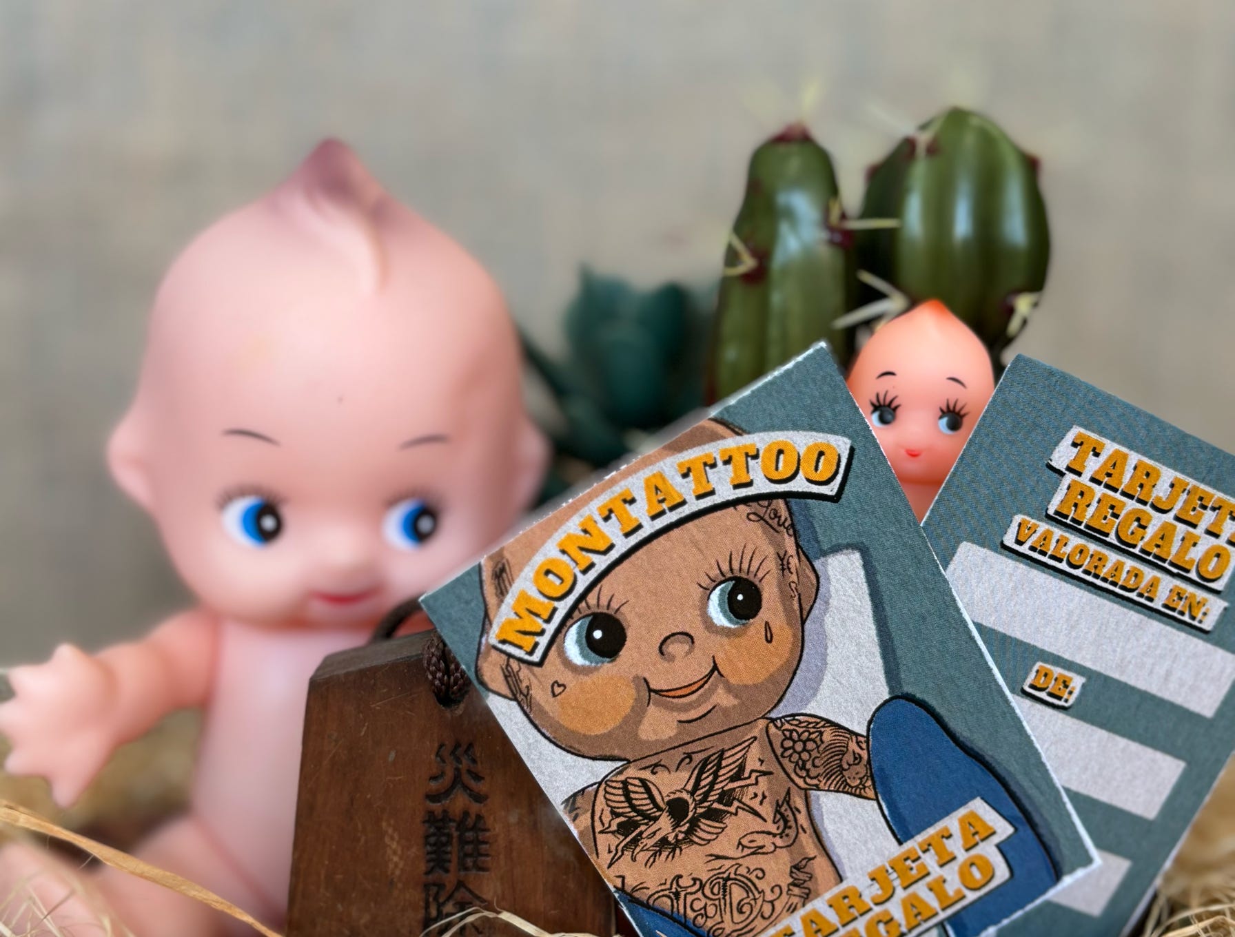 Descubre el mejor merch tattoo en Badalona: camisetas, láminas, arte y estilo inspirados en la cultura del tatuaje.