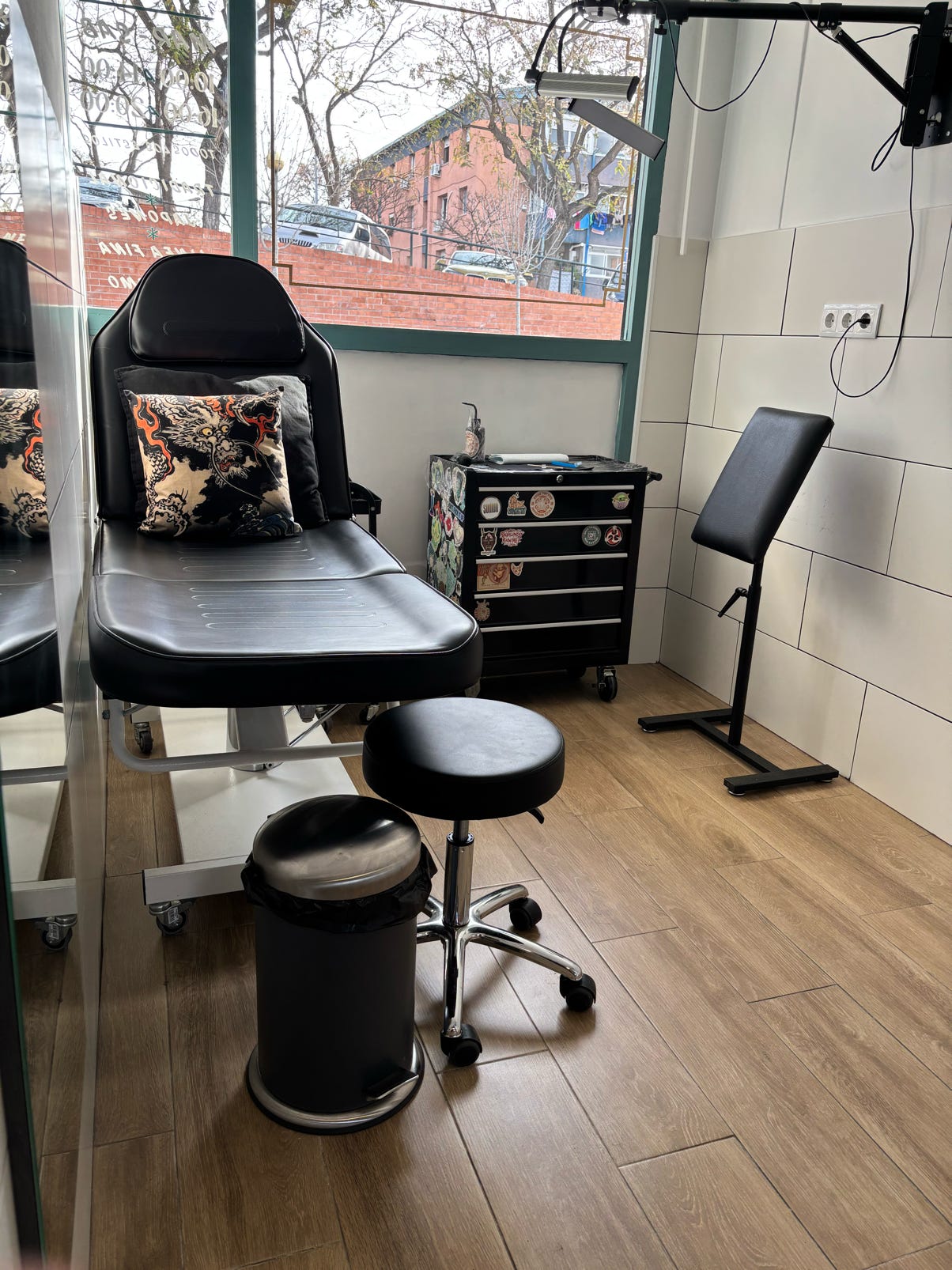 Estudio de tatuajes en Badalona. Diseños únicos, tatuadores profesionales y un espacio creado para el arte.